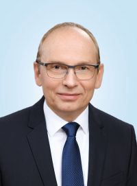 Seit März 2021 ist Dr. Stefan König Geschäftsführer der Optima packaging group GmbH. Ab März 2023 übernimmt er zusätzlich die Verantwortung für den Geschäftsbereich Optima Nonwovens