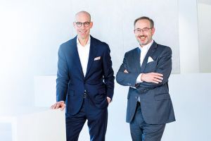 v.l.  Axel Kühner, Vorstandsvorsitzender und Hannes Moser, Finanzvorstand Greiner AG