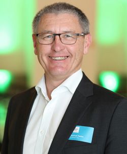 Manfred Tacker im Podcast über die Kreislaufwirtschaft (Foto: Manfred Tacker im Podcast über die Kreislaufwirtschaft (Foto: © FH Campus Wien/Ludwig Schedl)