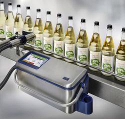 Der Linx 10 ist ideal für den Einstieg in die industrielle Kennzeichnung. Der CIJ (Continuous Inkjetdrucker) hat die Maße eines Werkzeugkastens und kann an Produktionsbändern montiert werden